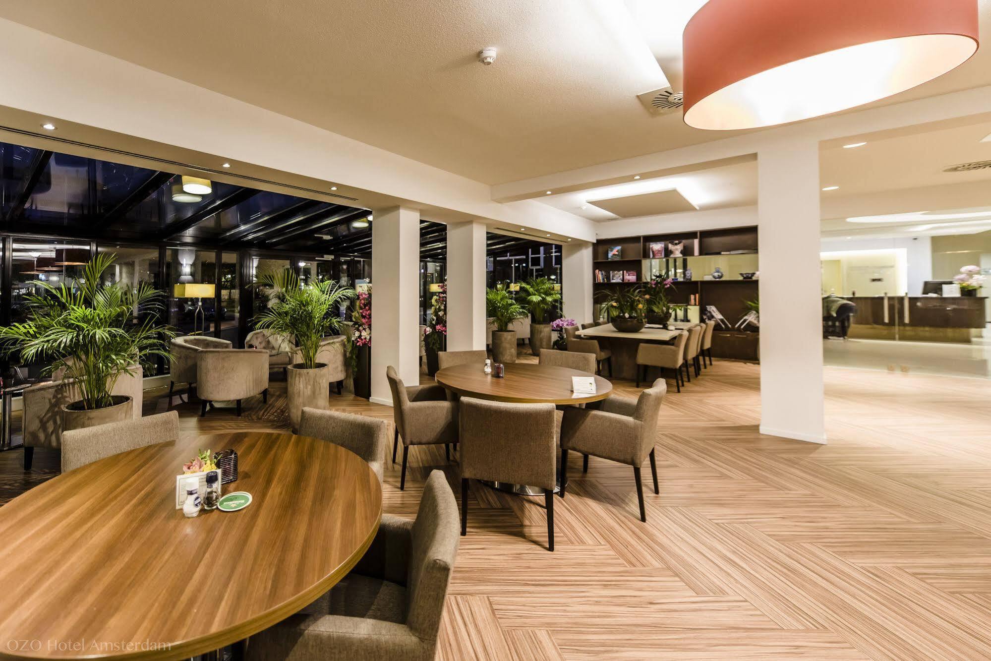 Ozo Hotels Arena Amsterdam Bagian luar foto